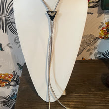Load image into Gallery viewer, Bolo Art Deco Triangle
