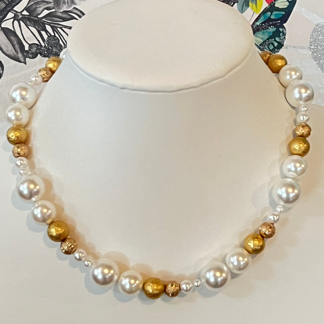 Graduated Pearl and Gold